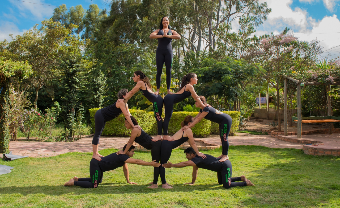 Acroyoga Salvador - AcroYoga